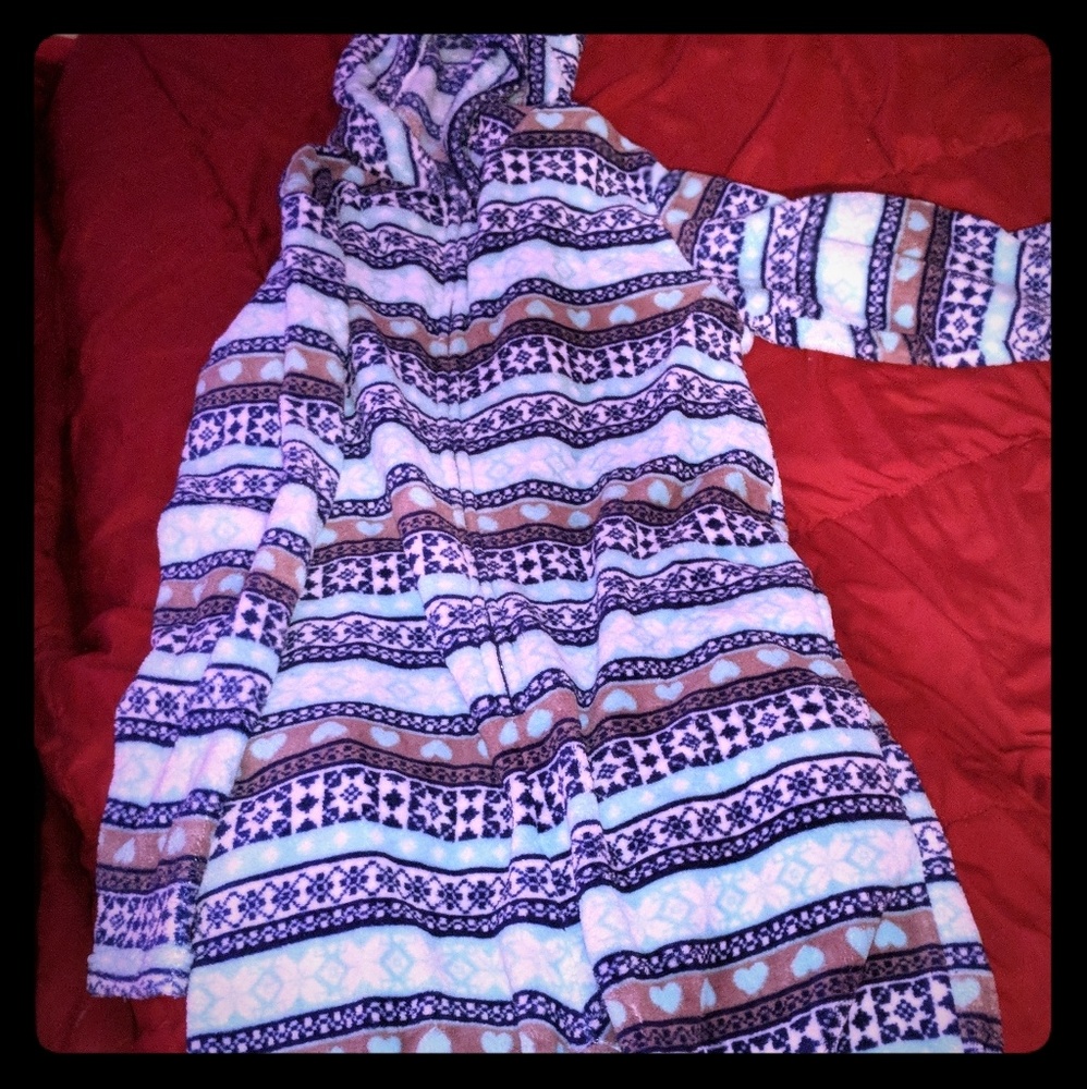 Beautiful Rue 21 Pajama Onesie (Size XL)